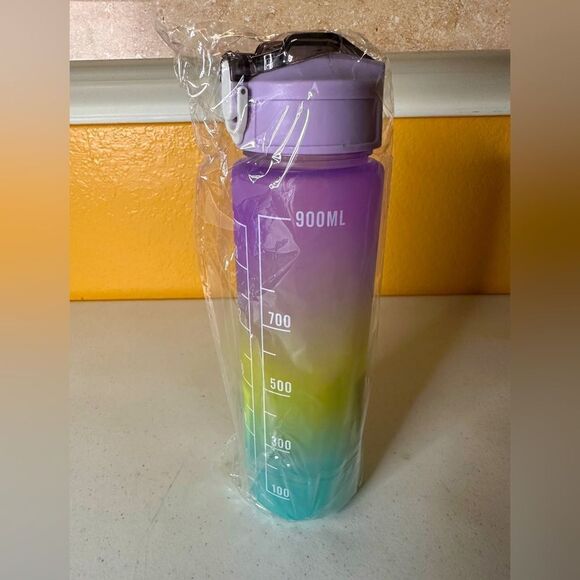 Water hydration bottle - Picture 1 of 5